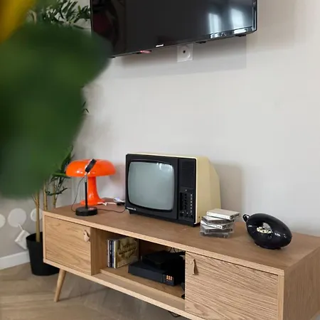 Apartment La Retro-capsule - 2 & Parking *