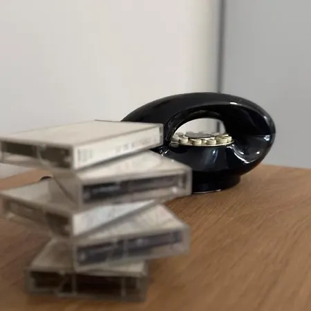 La Retro-capsule - 2 & Parking *