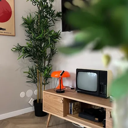 Apartament La Retro-capsule - 2 & Parking