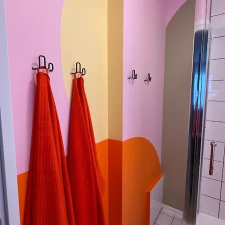 La Retro-capsule - 2 & Parking Rouen